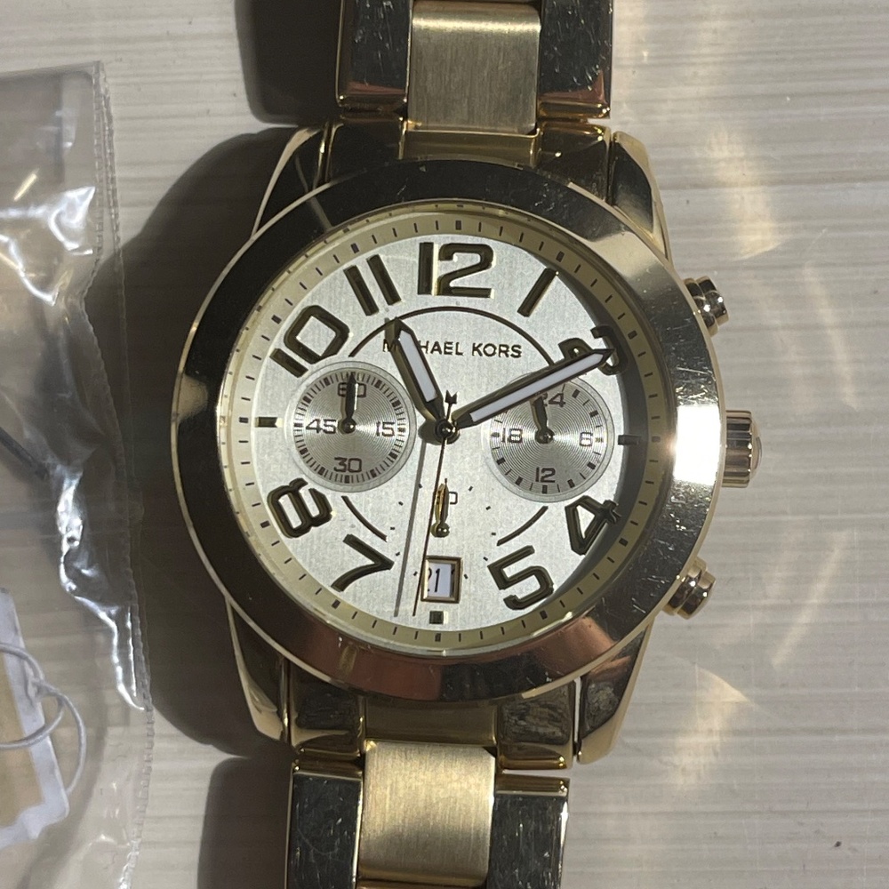 Michael Kors Mercer MK5726 Gold Tone Wrist Watch